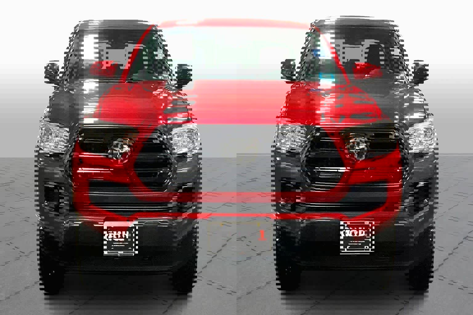 Used 2018 Toyota Tacoma SR w/ SR Convenience Package image 4