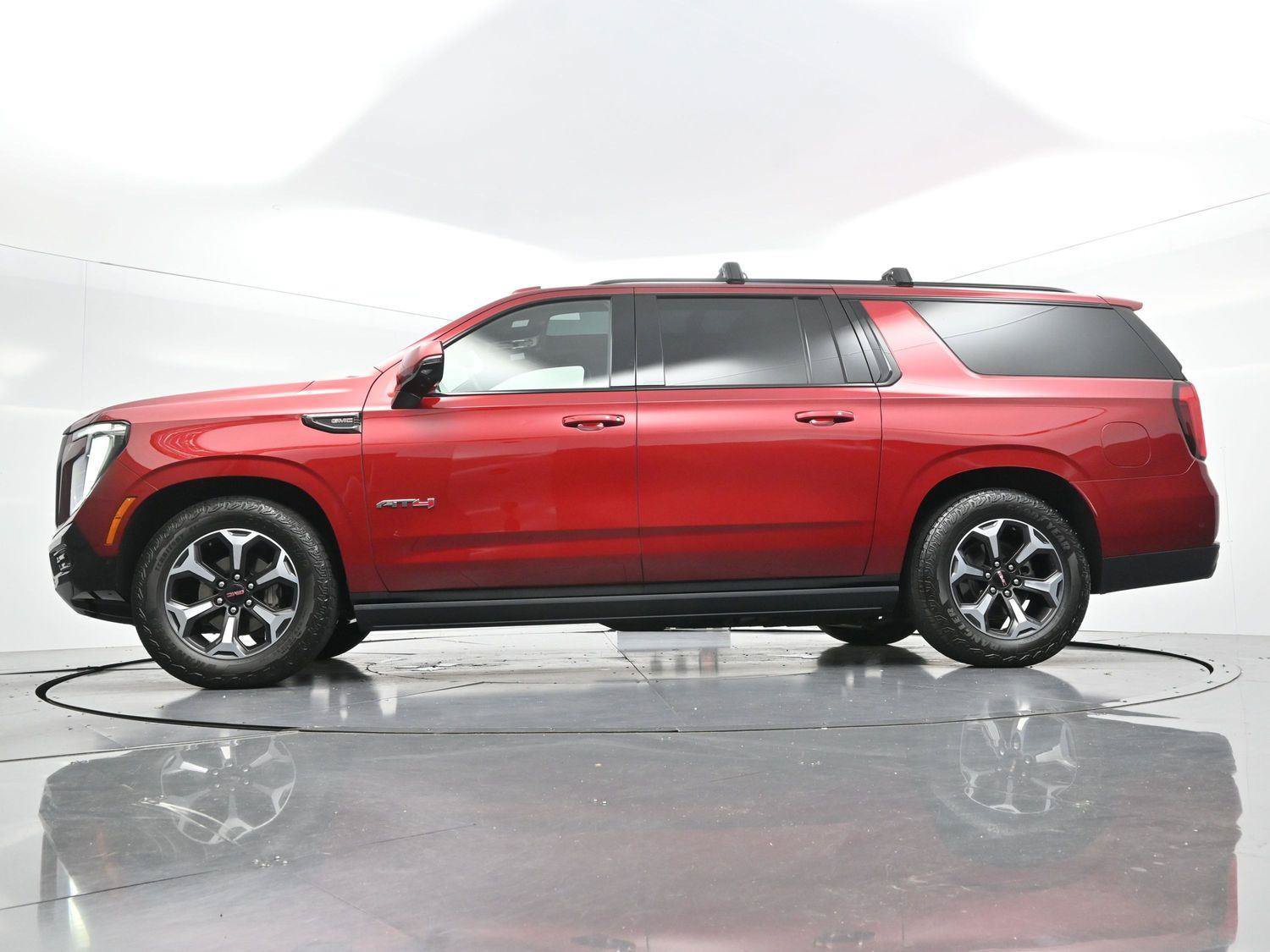 Used 2025 GMC Yukon XL AT4 Ultimate AWD/4WD image 49