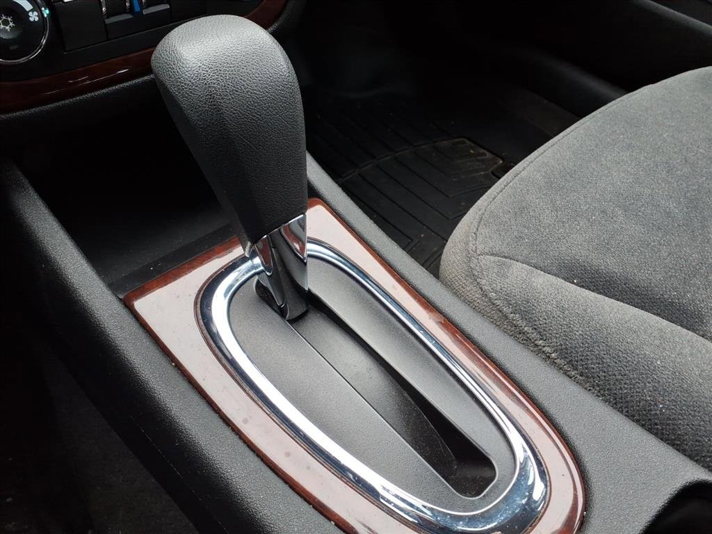 Used 2009 Chevrolet Impala LT image 18