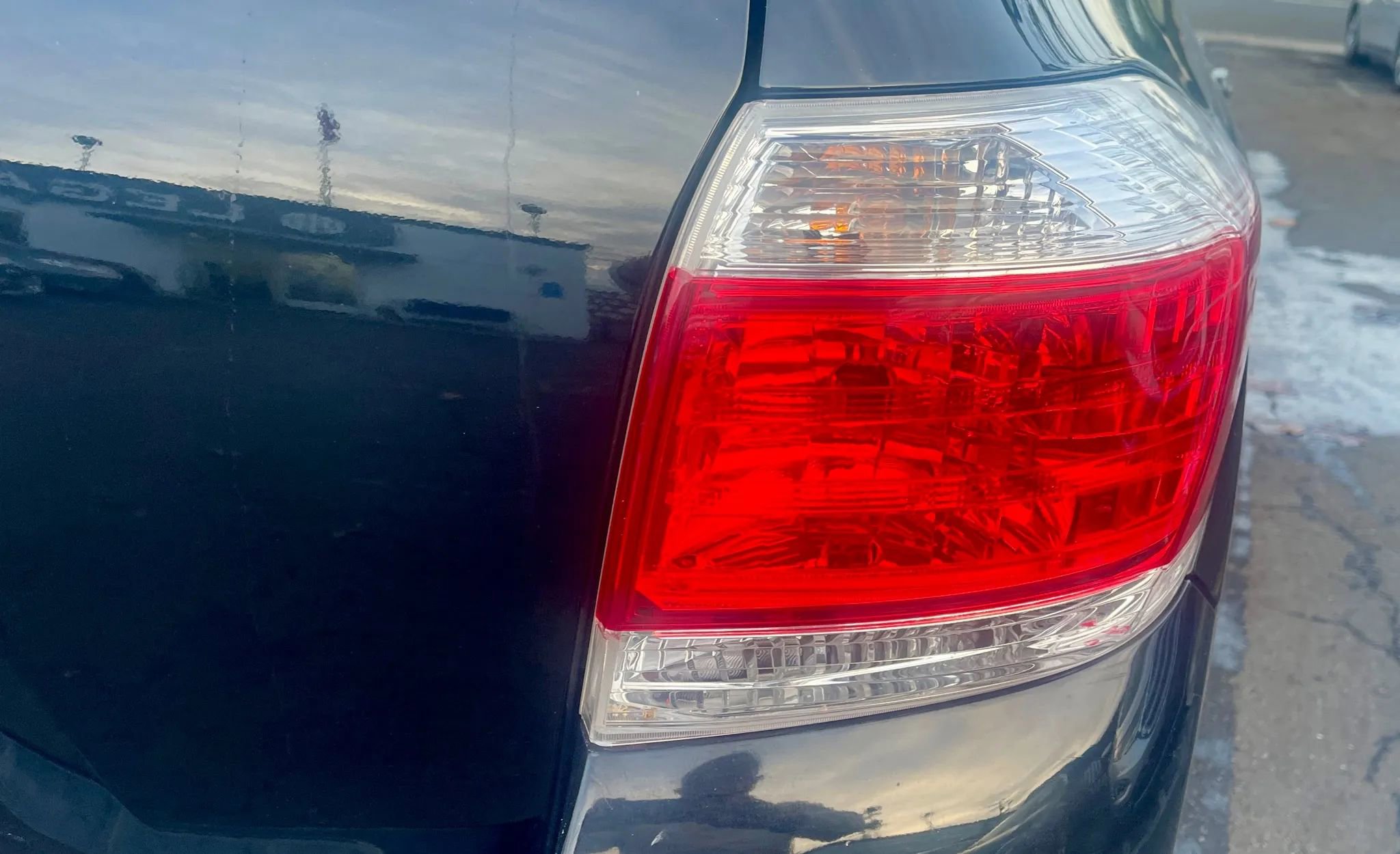 Used 2012 Toyota Highlander SE image 5