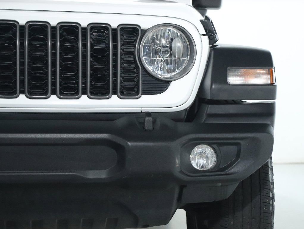 Used 2025 Jeep Wrangler Sport S image 7