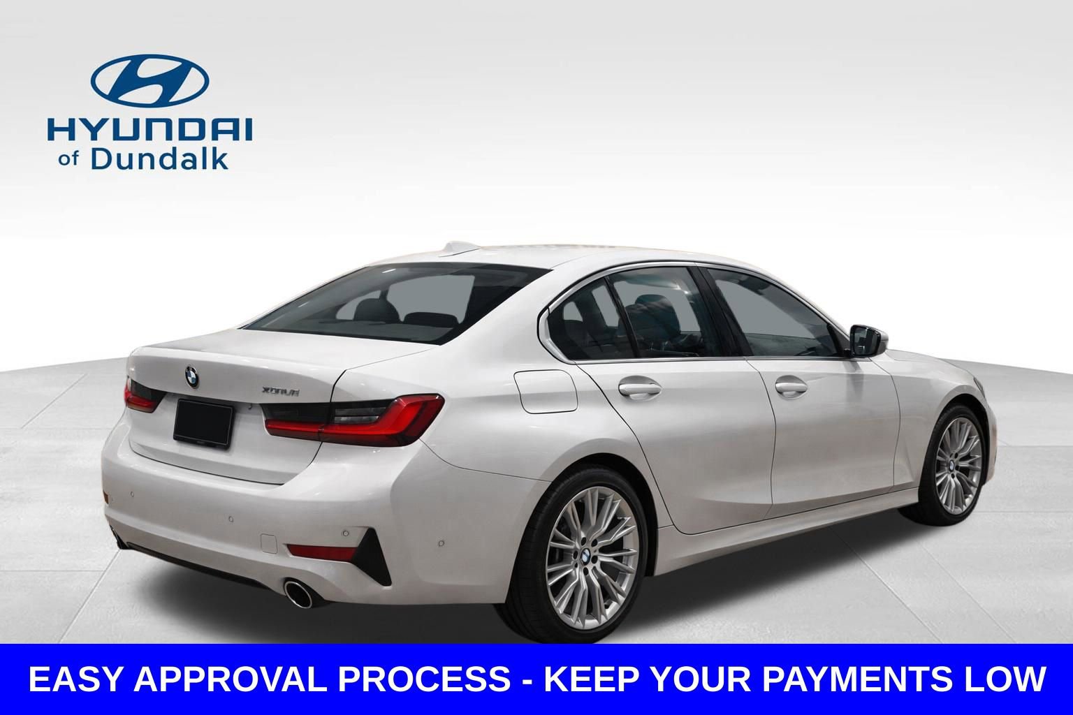 Used 2024 BMW 330i xDrive Sedan AWD/4WD image 2