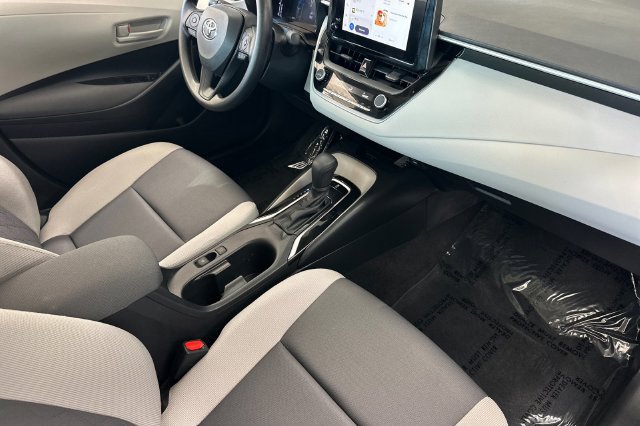 Used 2026 Toyota Corolla LE w/ LE Premium Package FWD image 19