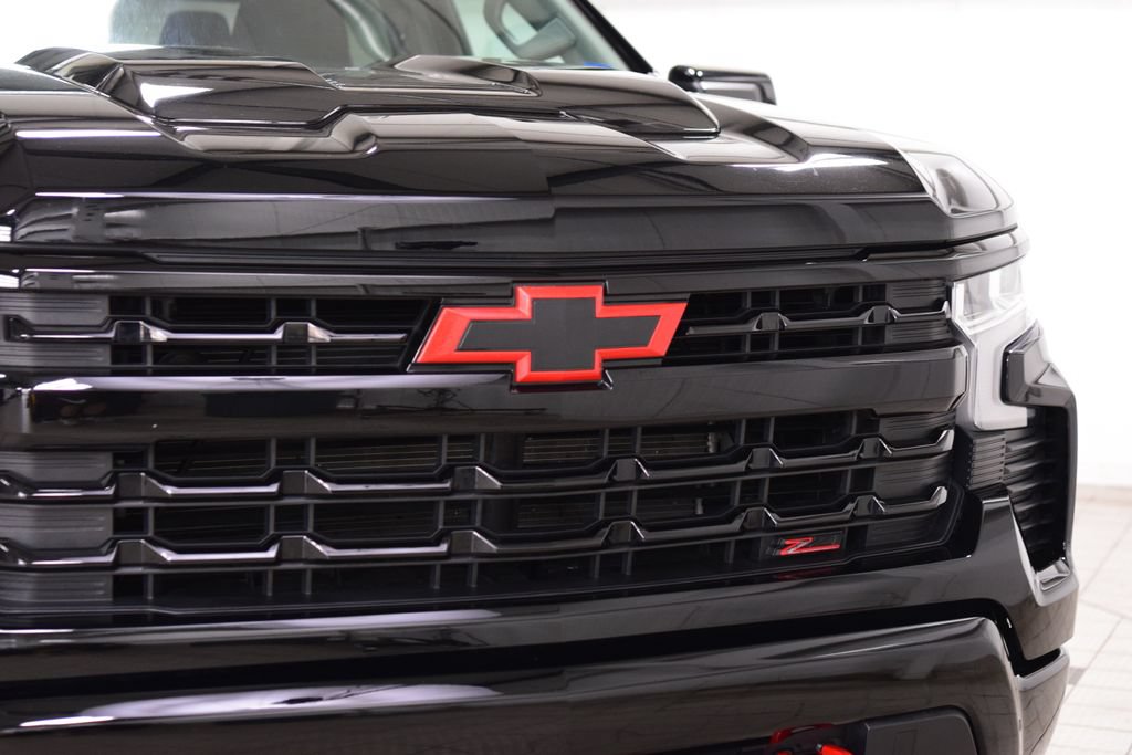 Used 2024 Chevrolet Silverado 1500 LT Trail Boss w/ Convenience Package II AWD/4WD image 11