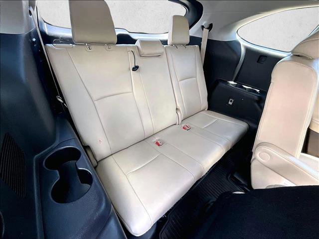 Used 2022 Toyota Highlander XLE FWD image 30