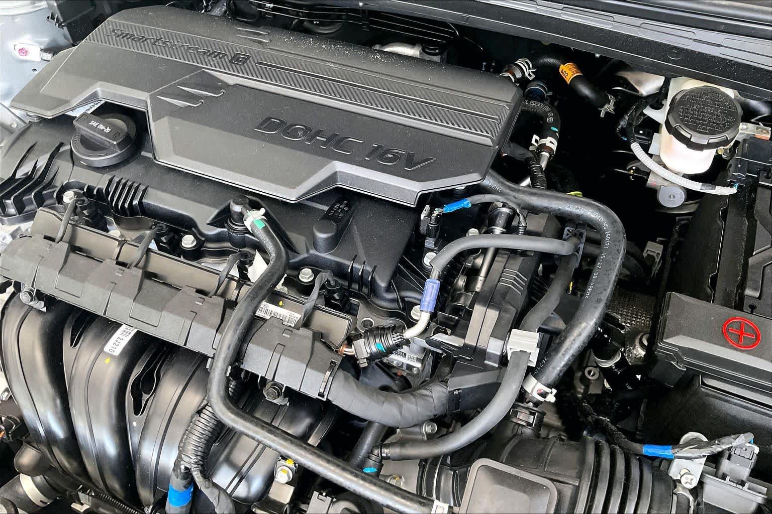 Certified 2026 Hyundai Elantra SE FWD image 33