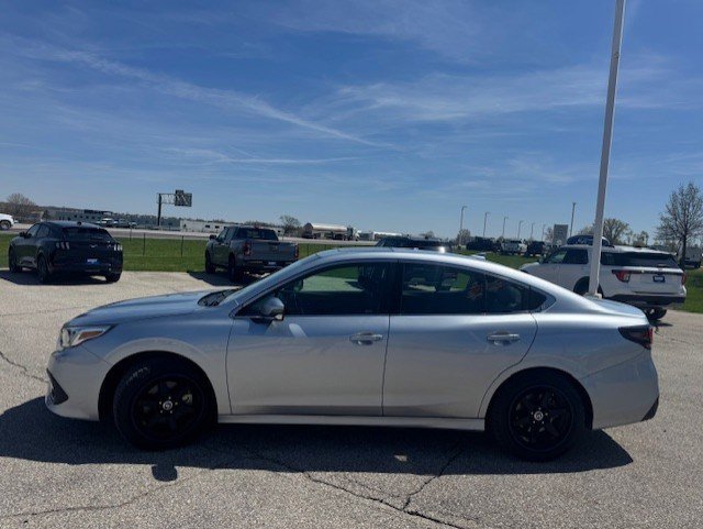 Used 2022 Subaru Legacy Limited image 6