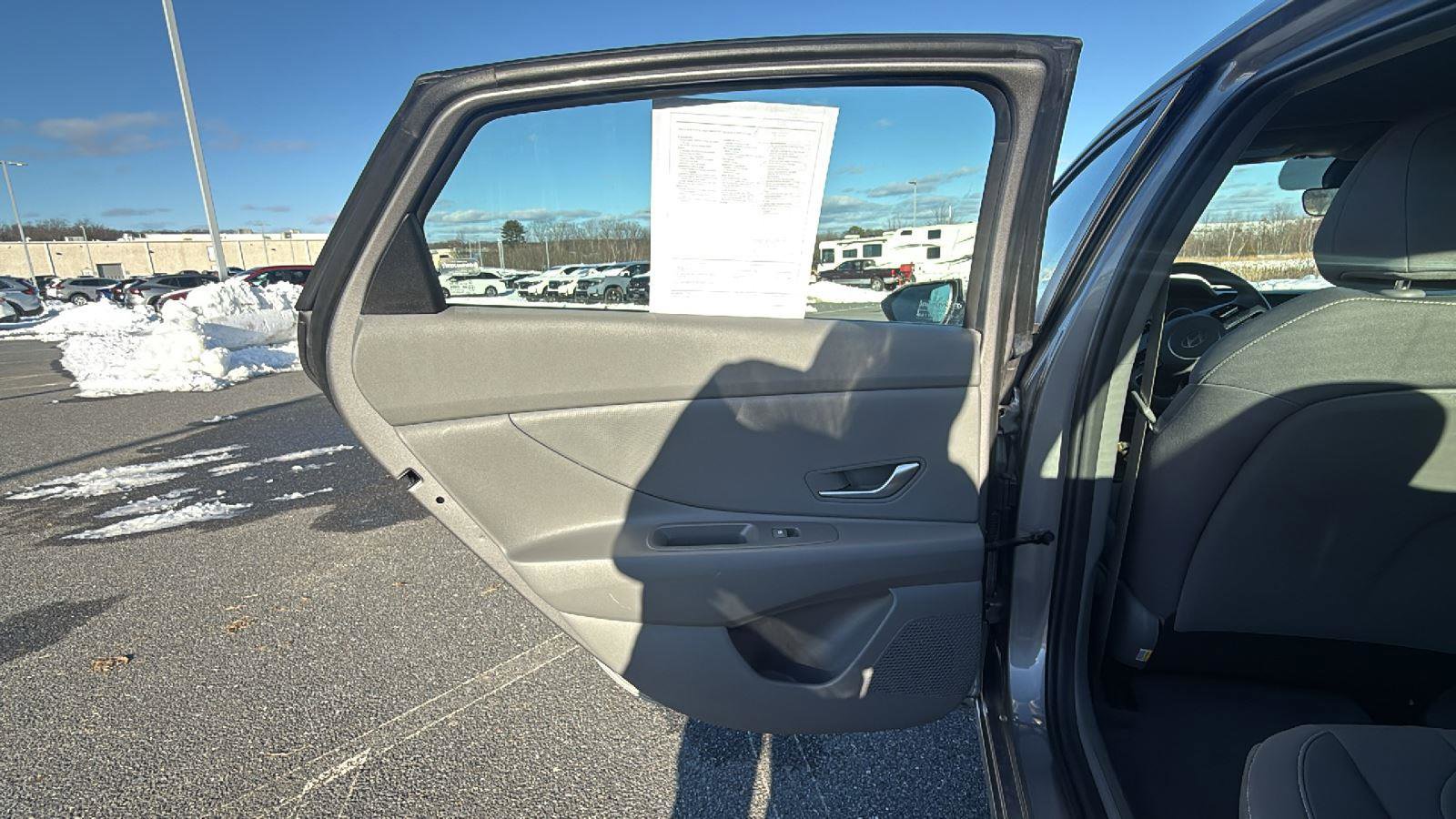 Used 2024 Hyundai Elantra SEL image 21