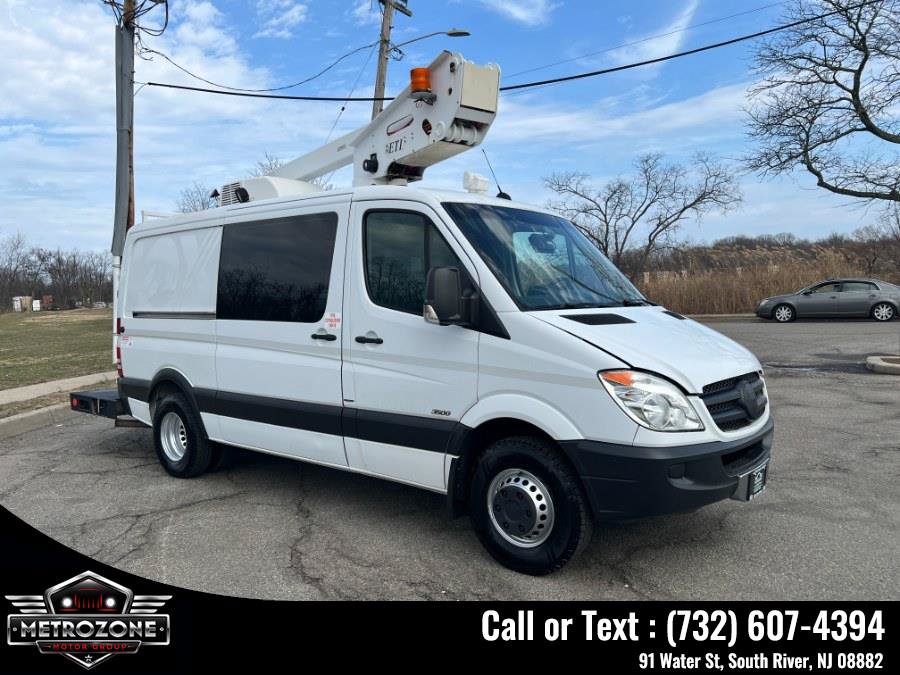 Used 2012 Mercedes-Benz Sprinter 3500 w/ High Idle Fixed Pkg image 18