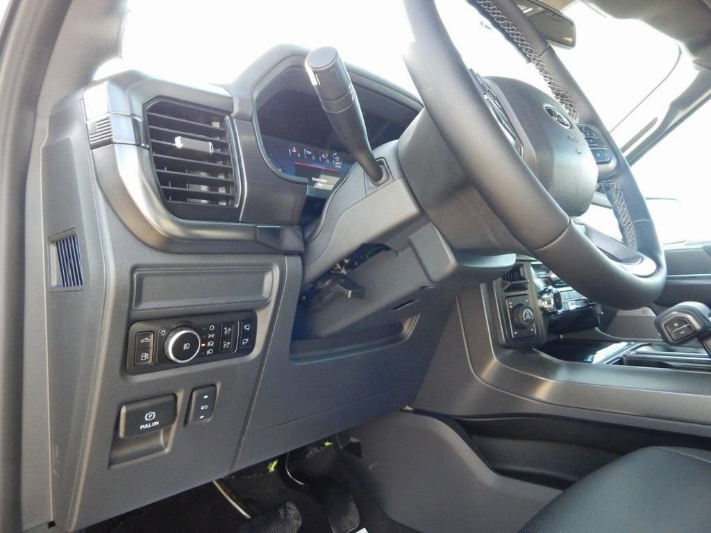 New 2025 Ford F150 Lariat w/ Equipment Group 501A Mid image 18