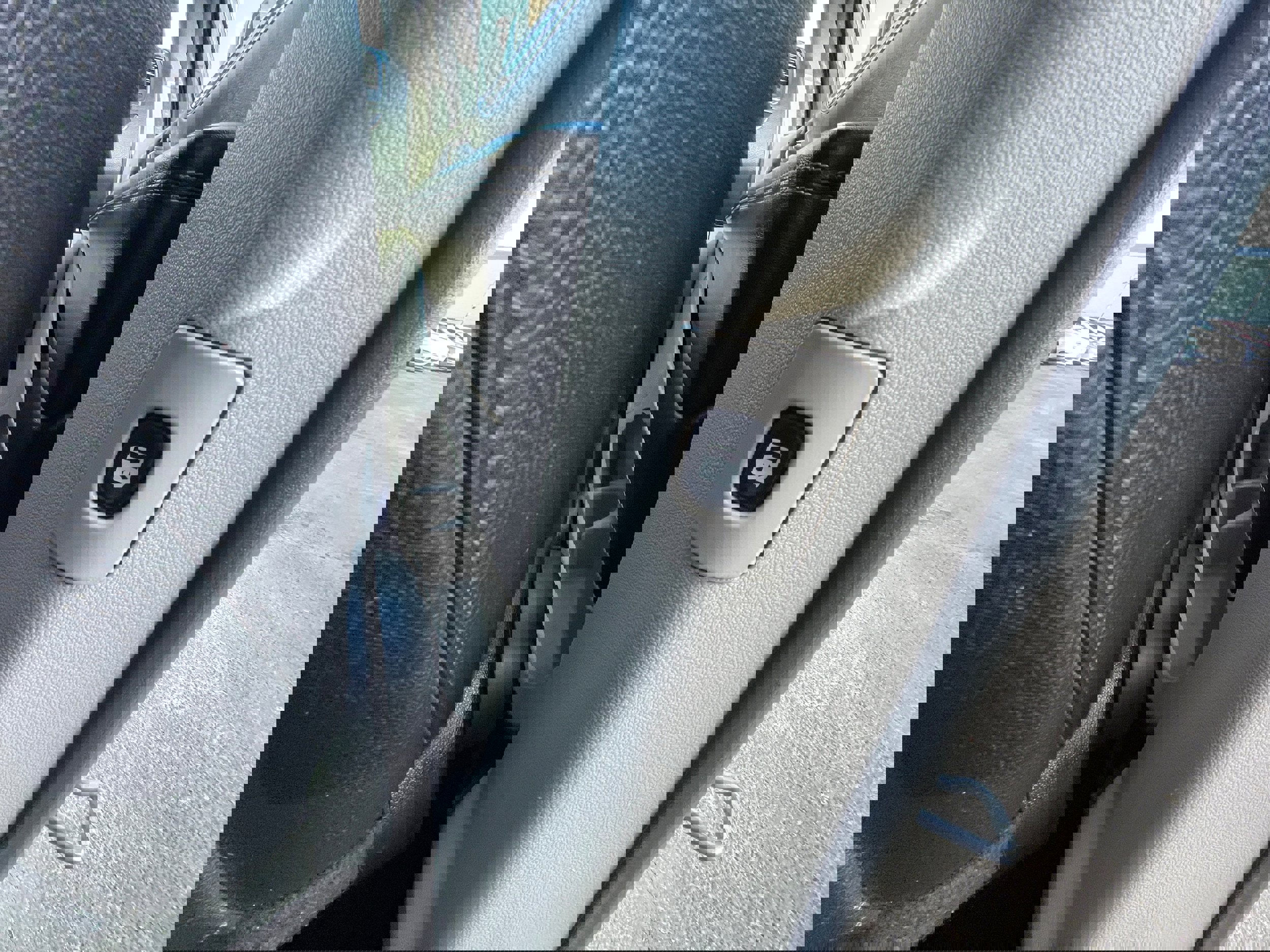 Used 2017 Dodge Grand Caravan SXT w/ Driver Convenience Group image 26