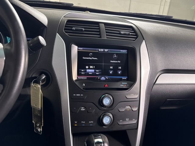 Used 2013 Ford Explorer XLT image 31