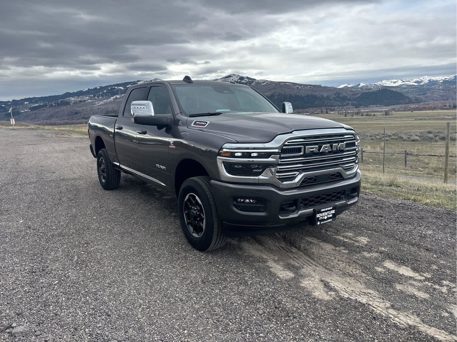 New 2025 RAM 3500 Laramie image 39
