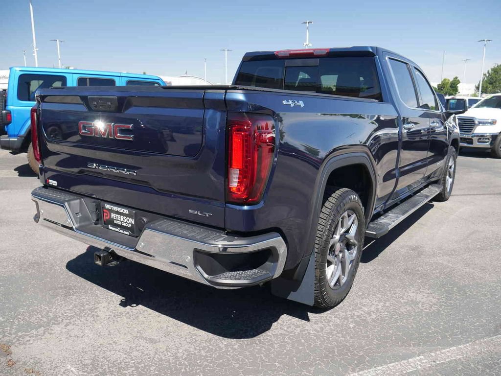 Used 2022 GMC Sierra 1500 SLT w/ SLT Premium Plus Package AWD/4WD image 24
