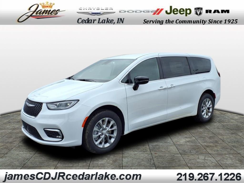 New 2026 Chrysler Pacifica Select image 1