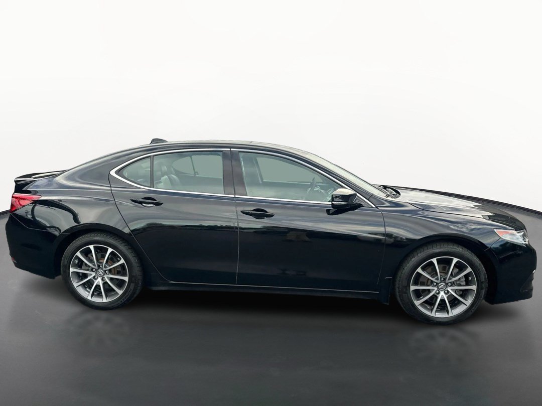 Used 2015 Acura TLX w/ Technology Package AWD/4WD image 2