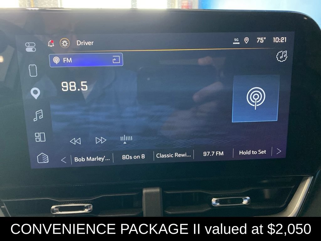 New 2026 Chevrolet Equinox LT w/ Convenience Package II AWD/4WD image 2