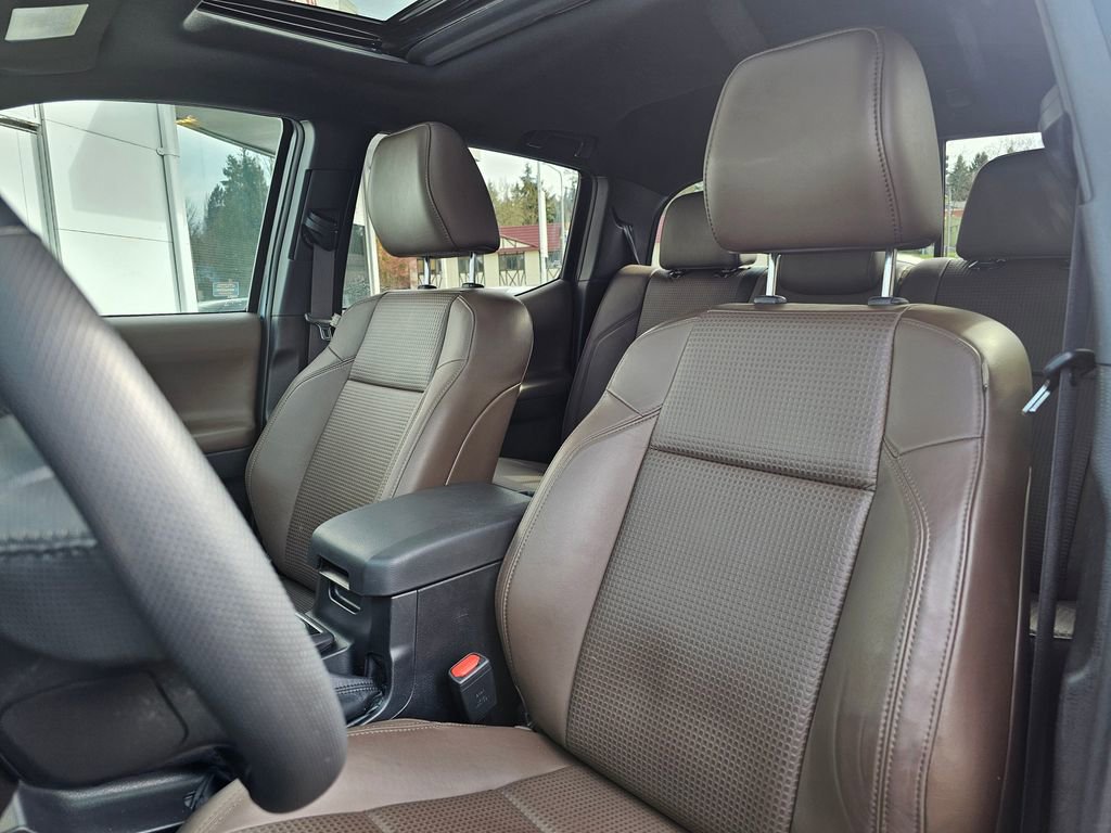 Certified 2023 Toyota Tacoma Limited AWD/4WD image 3