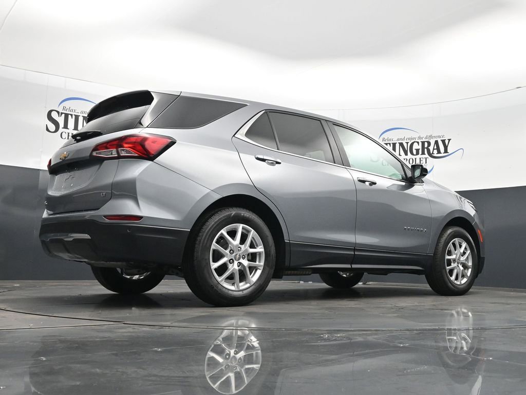 Used 2024 Chevrolet Equinox LT FWD image 23