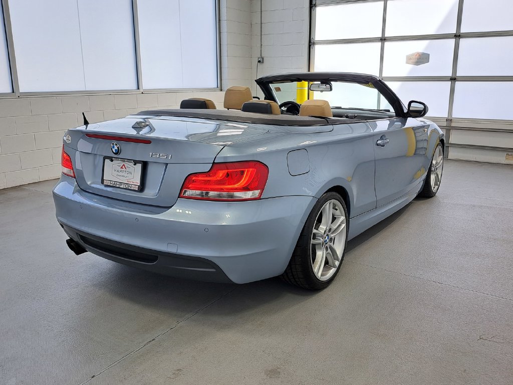 Used 2012 BMW 135i Convertible RWD image 5