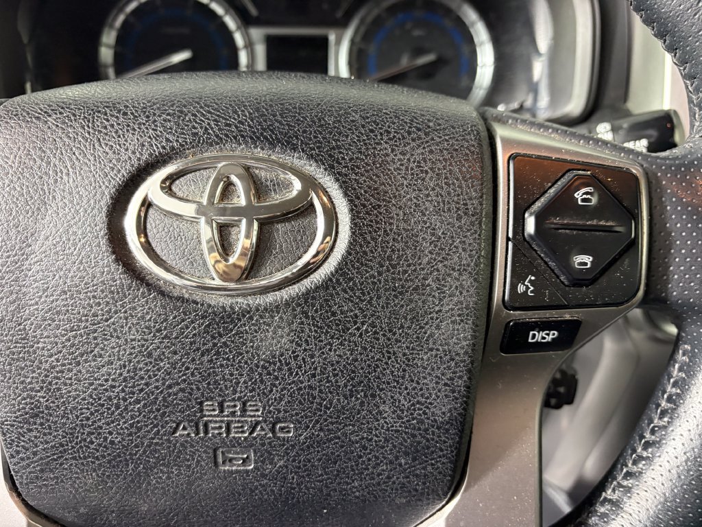 Used 2016 Toyota 4Runner SR5 AWD/4WD image 21