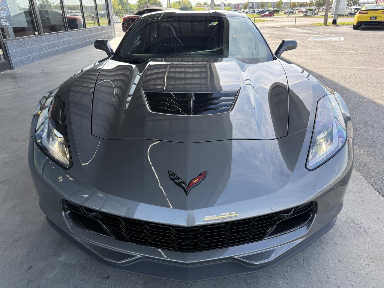 Used 2016 Chevrolet Corvette Z06 w/ 3LZ Preferred Equipment Group RWD image 4