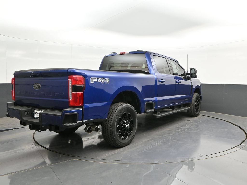 New 2026 Ford F250 Lariat w/ Black Appearance Package AWD/4WD image 11