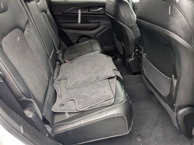 Certified 2023 Jeep Grand Cherokee Altitude image 25