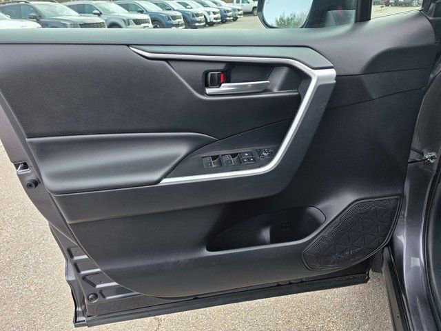 Used 2023 Toyota RAV4 XLE image 23