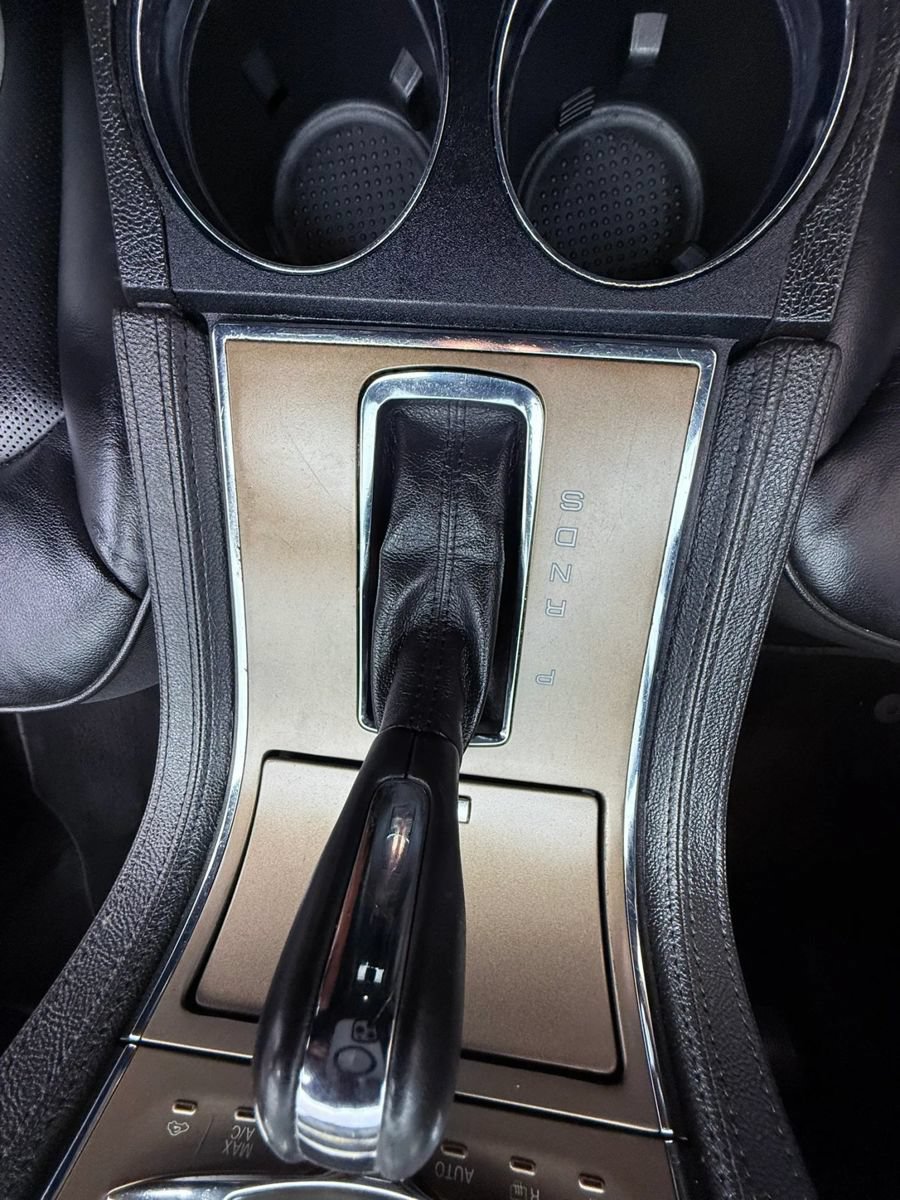 Used 2014 Lincoln MKX AWD w/ Equipment Group 102A image 12