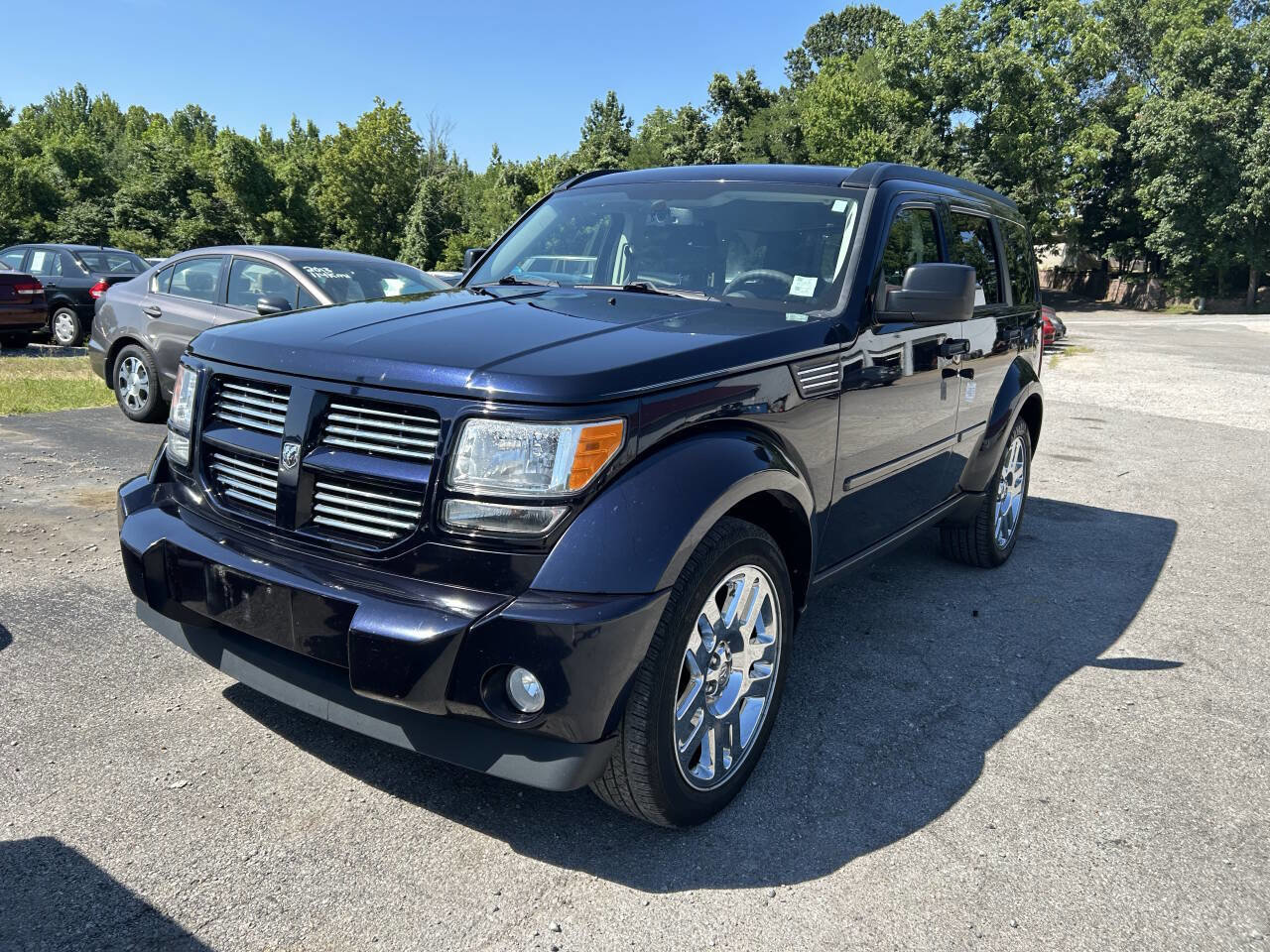 Used 2011 Dodge Nitro Heat image 2