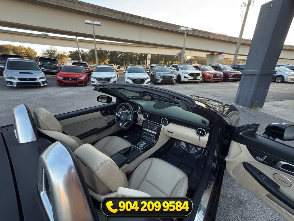 Used 2018 Mercedes-Benz SLC 300 image 30