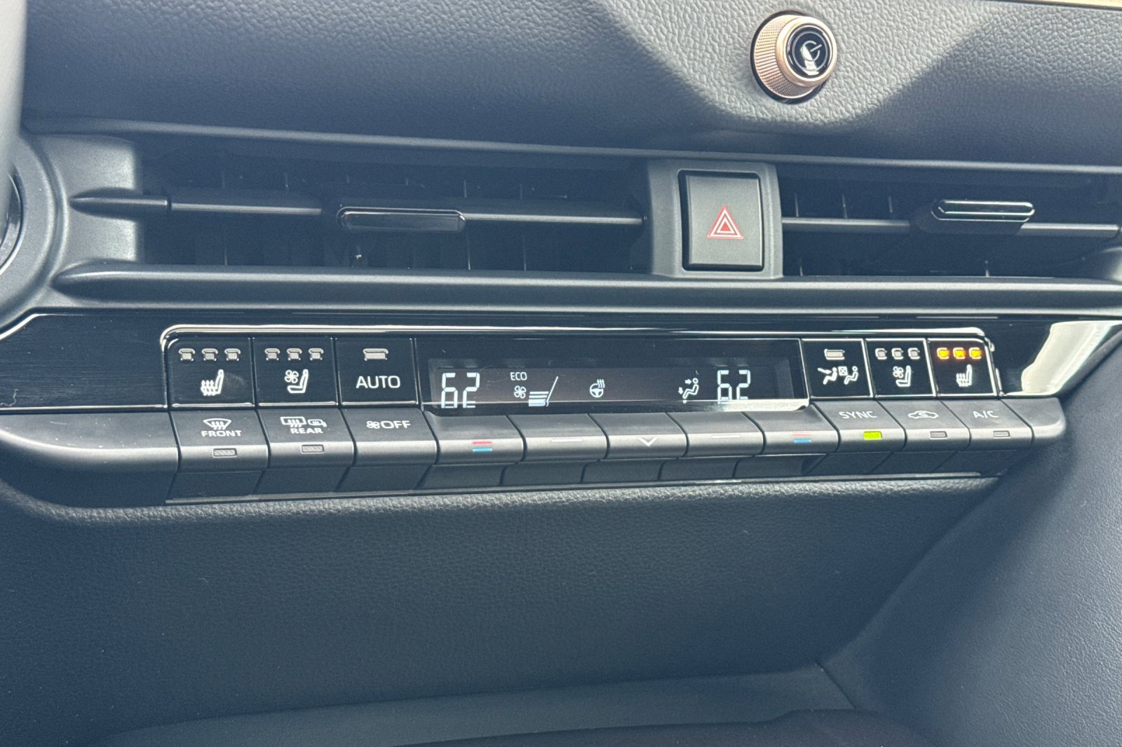 Used 2024 Toyota Crown Platinum image 23