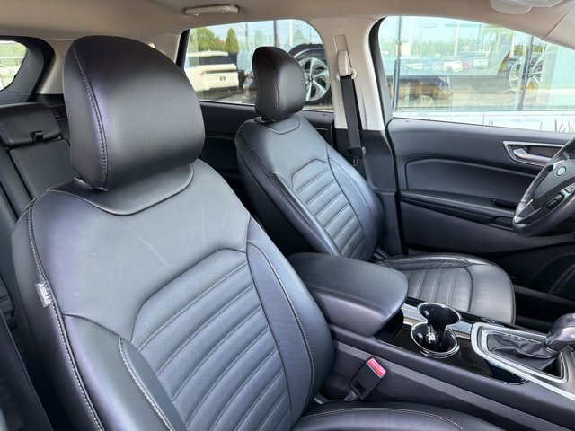 Used 2017 Ford Edge SEL w/ Equipment Group 201A image 19