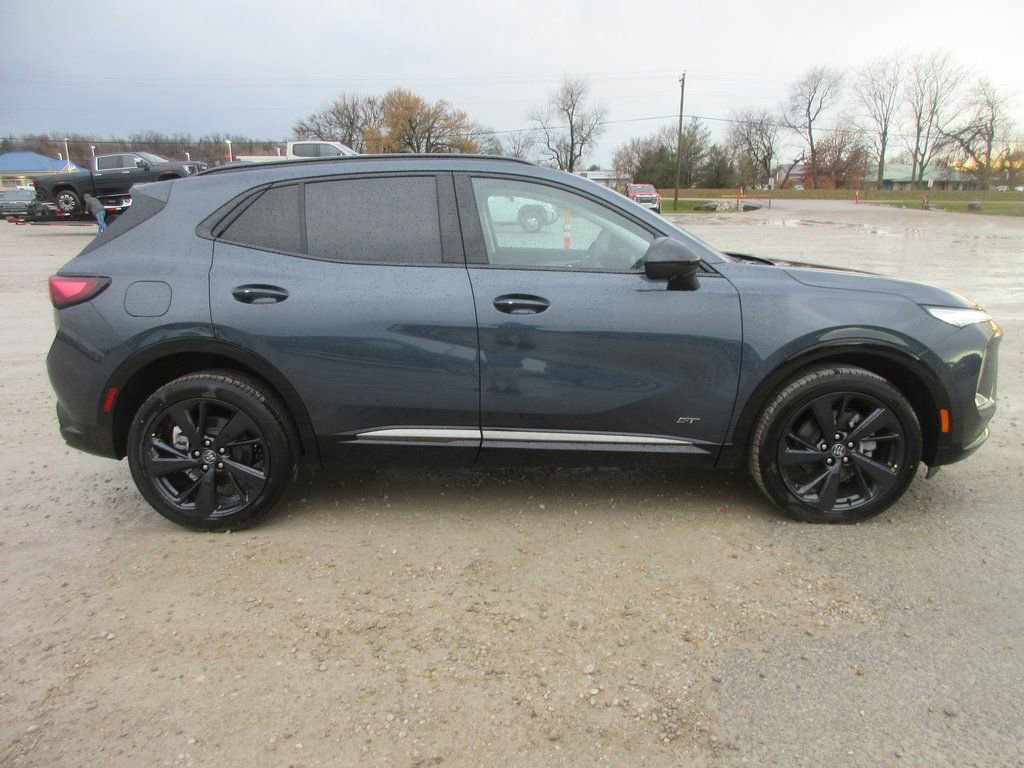 New 2026 Buick Envision Sport Touring image 3