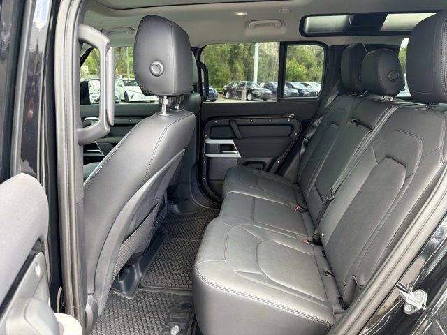Used 2023 Land Rover Defender 110 S AWD/4WD image 13