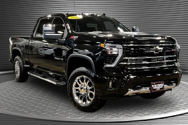 Certified 2026 Chevrolet Silverado 2500 LTZ w/ Z71 Chrome Sport Edition AWD/4WD image 3