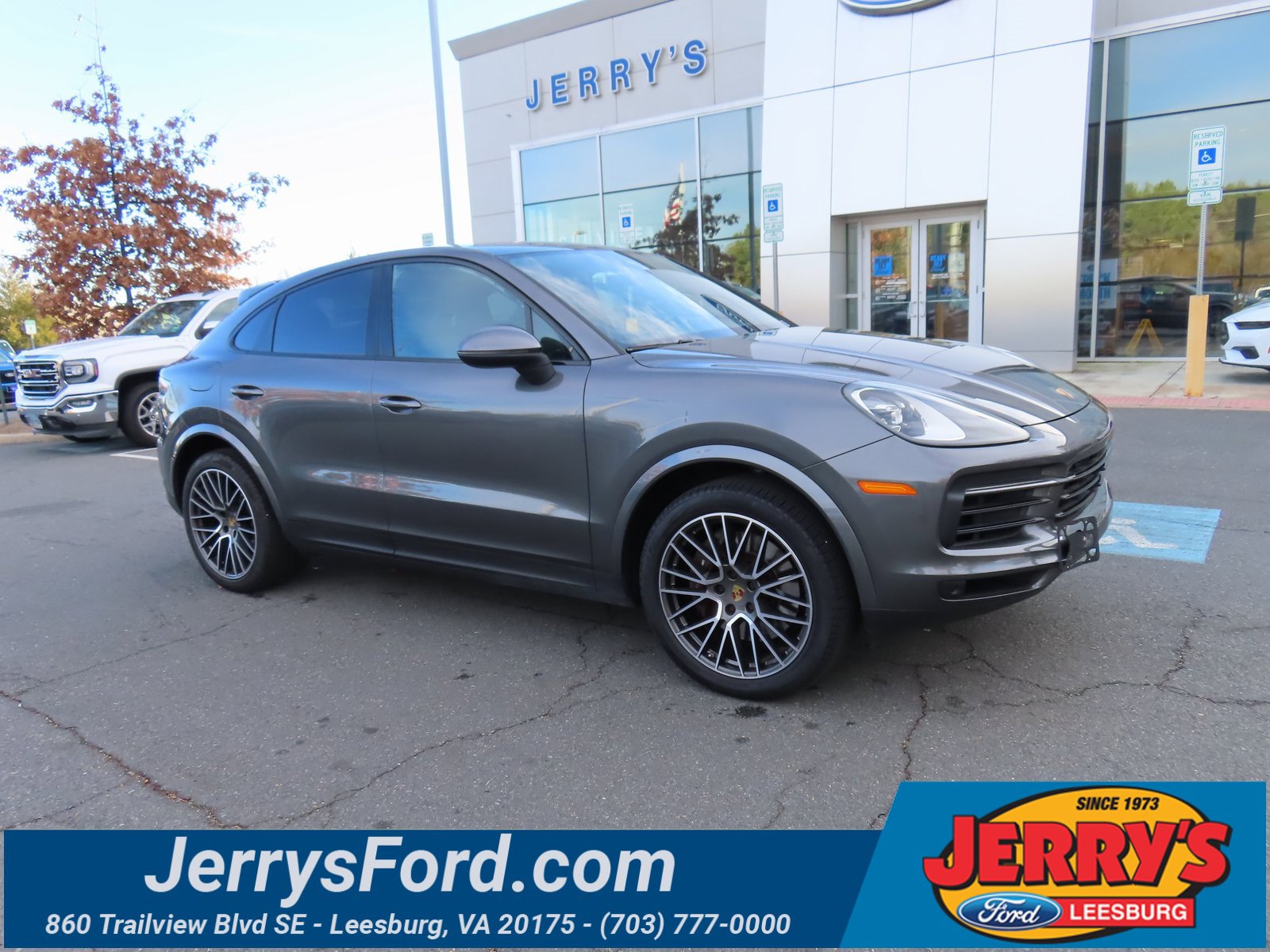 Used 2021 Porsche Cayenne Coupe image 1