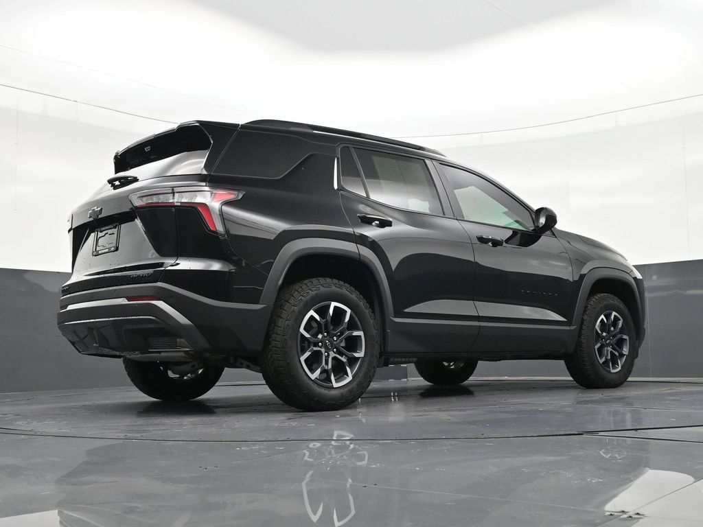 Used 2025 Chevrolet Equinox ACTIV w/ Safety and Technology Package image 27