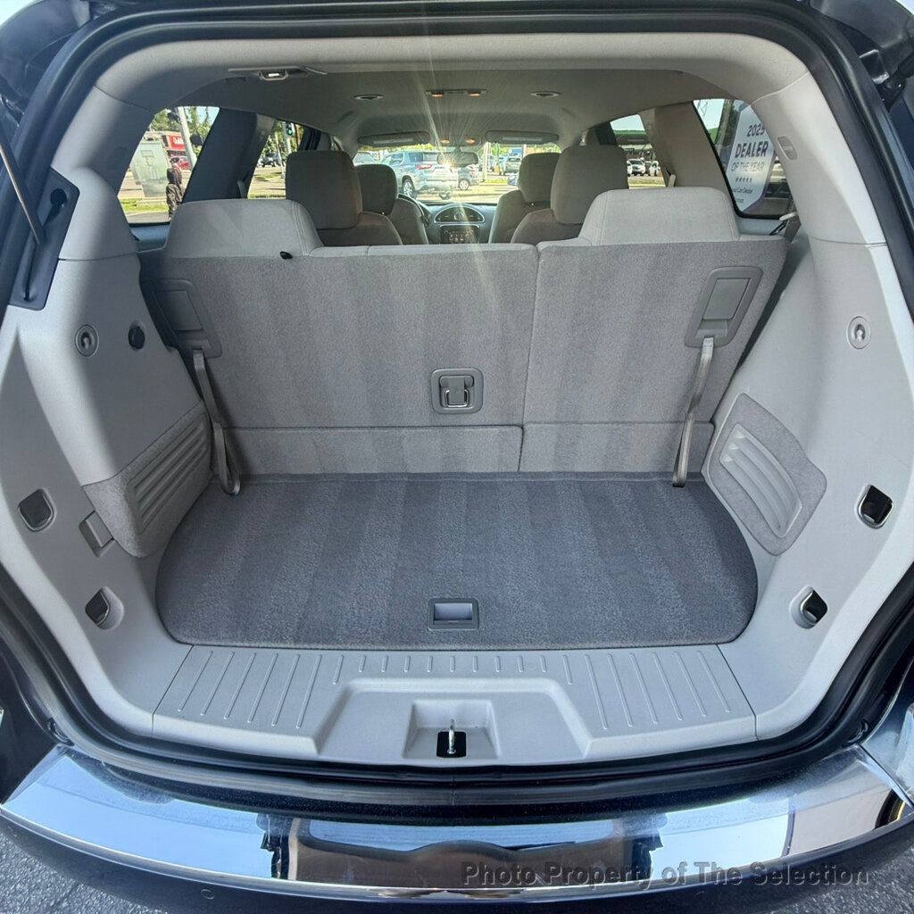 Used 2017 Buick Enclave Convenience FWD image 41