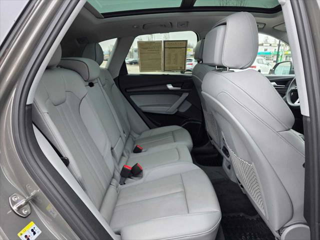 Used 2025 Audi Q5 Prestige w/ Prestige Package AWD/4WD image 12