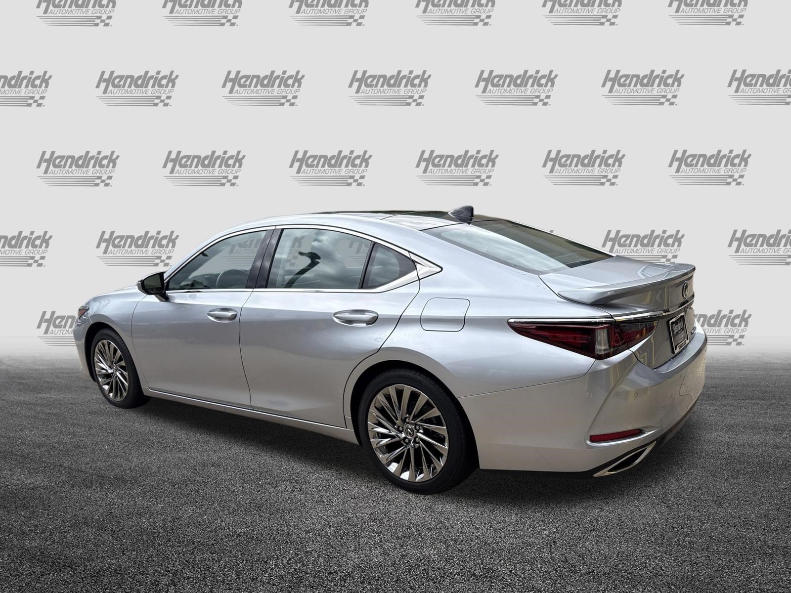 Certified 2025 Lexus ES 350 Ultra Luxury w/ Accessory Package (Z2) FWD image 8