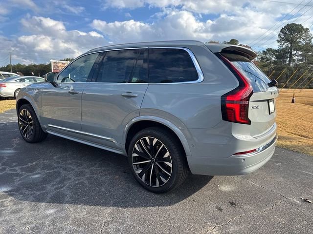 Used 2026 Volvo XC90 B5 Plus w/ Protection Package Premier image 4