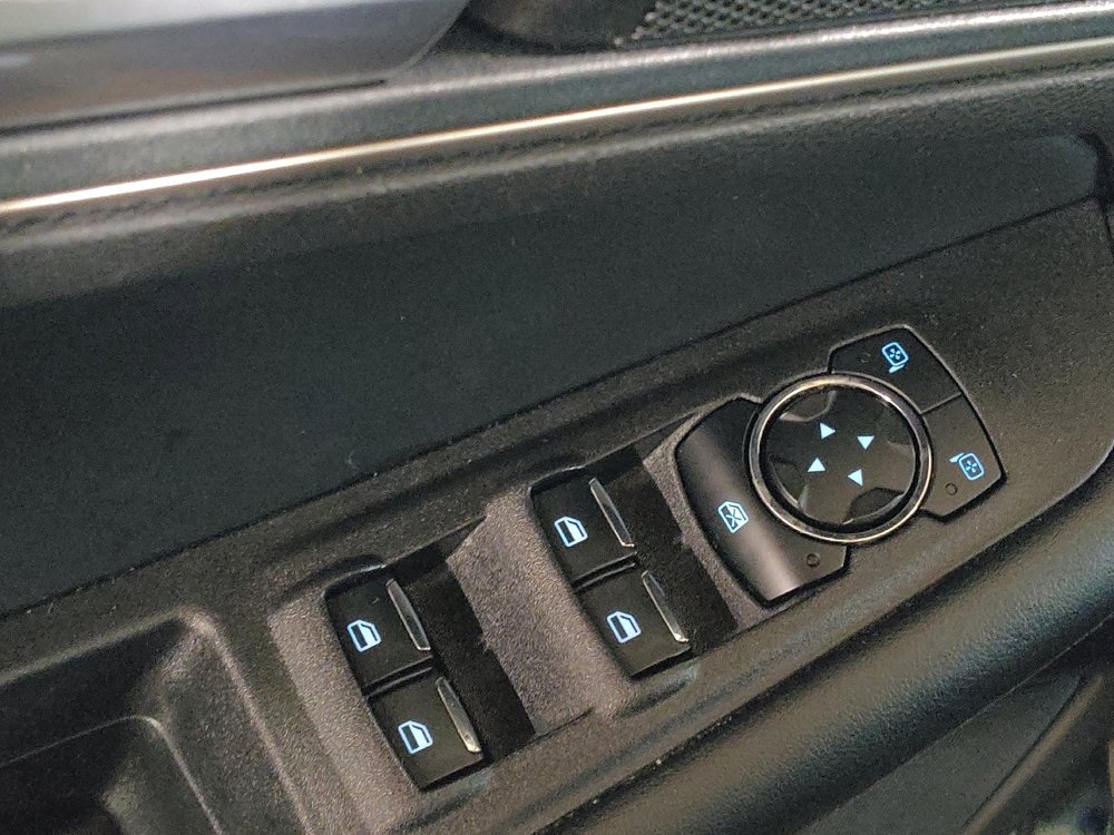 Used 2024 Ford Edge SEL image 27