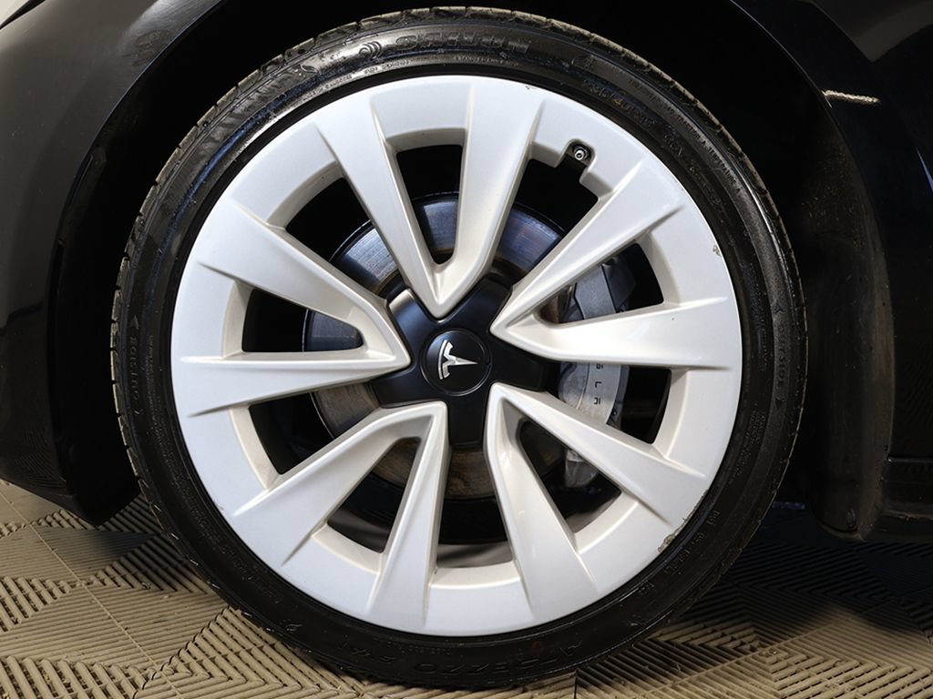 Used 2023 Tesla Model 3 Standard Range RWD image 19
