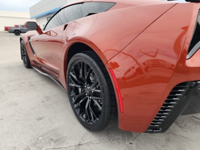 Certified 2016 Chevrolet Corvette Z06 w/ 3LZ Preferred Equipment Group image 16