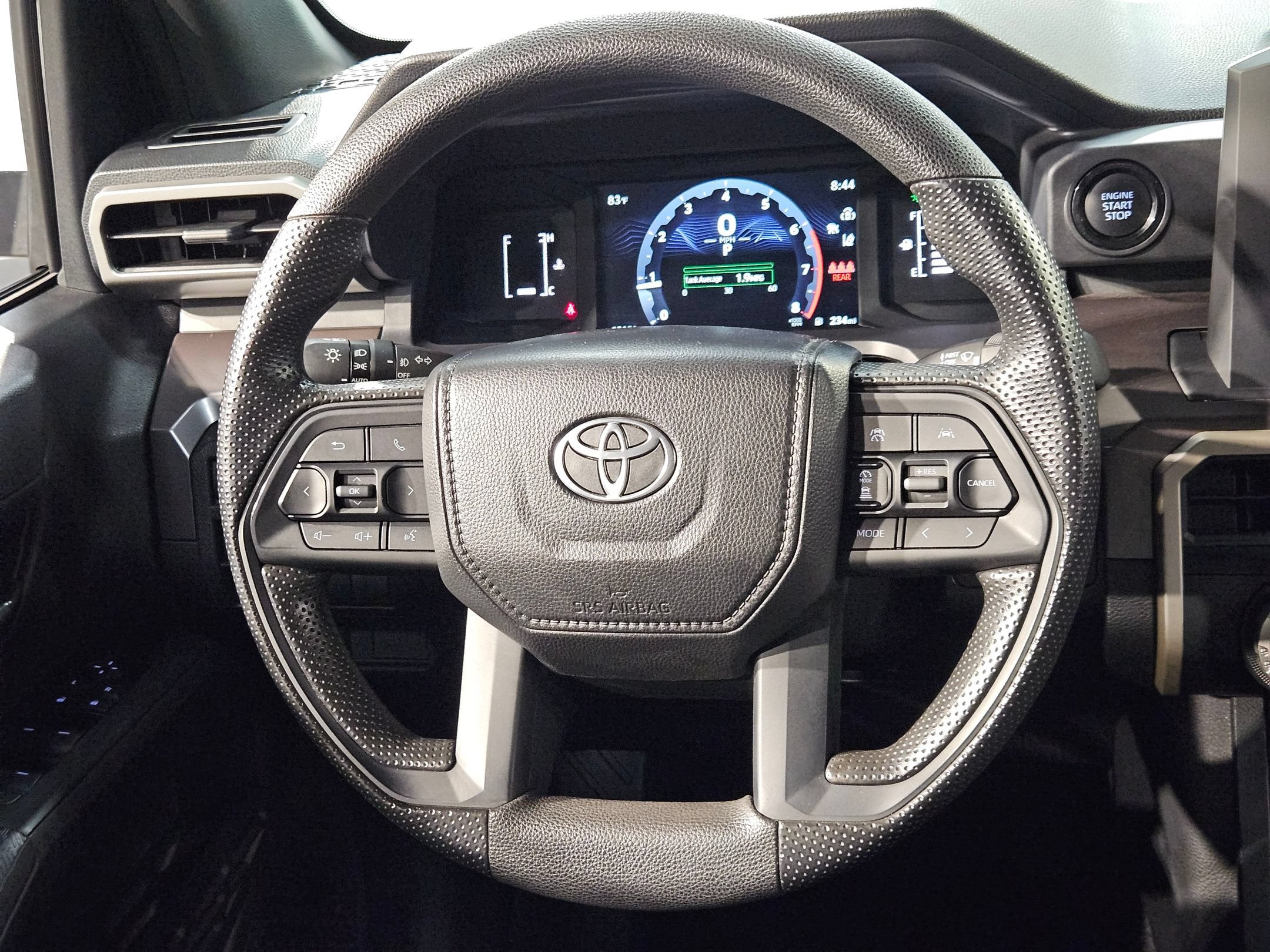 Used 2025 Toyota Tacoma SR5 AWD/4WD image 26