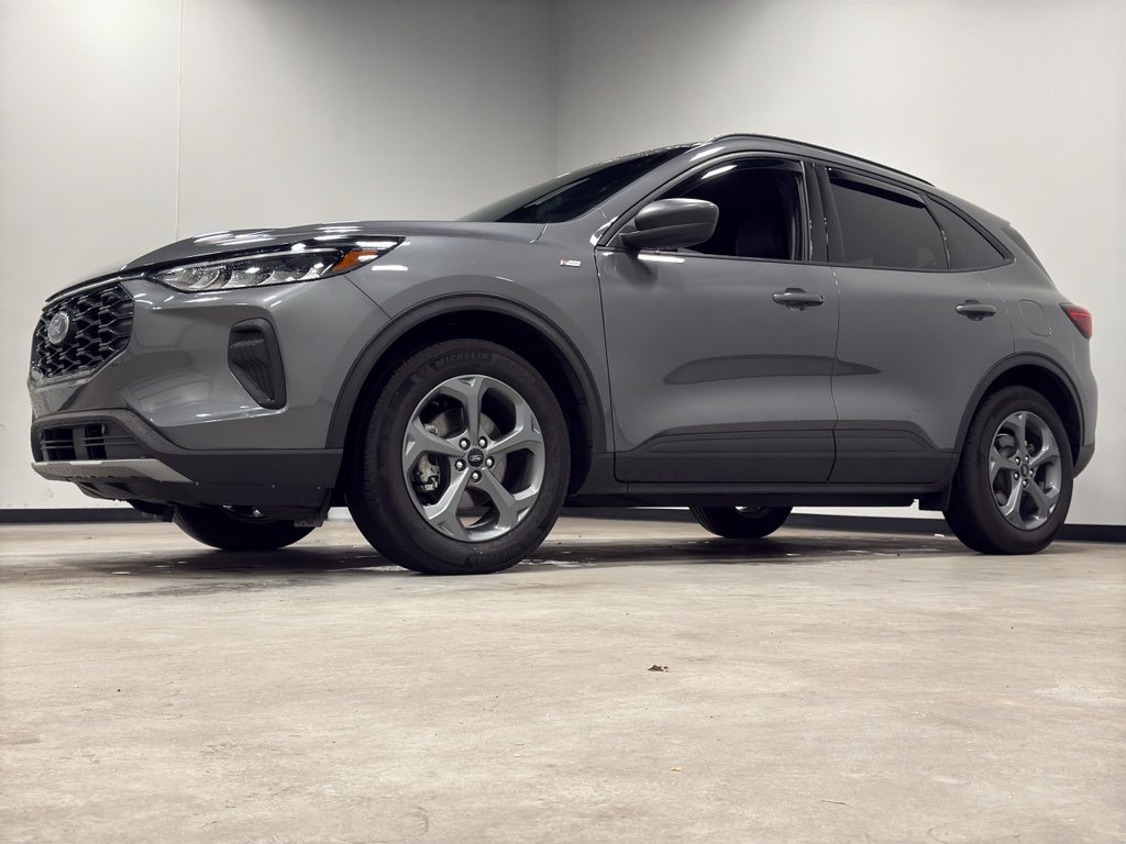 Used 2025 Ford Escape ST-Line w/ Tech Pack #1 image 4