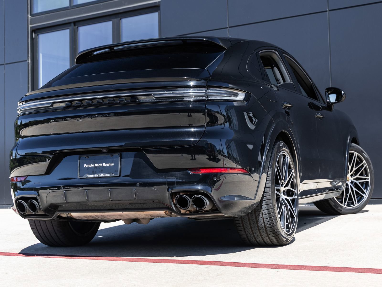 Certified 2024 Porsche Cayenne S image 11