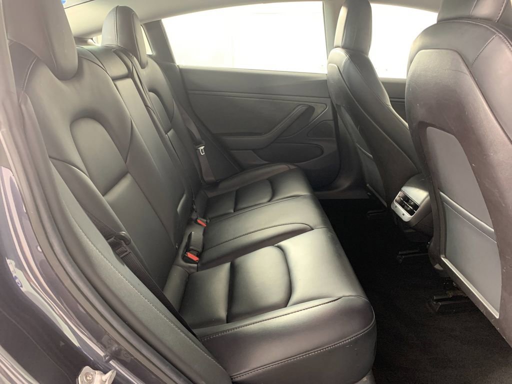 Used 2019 Tesla Model 3 Mid Range image 34